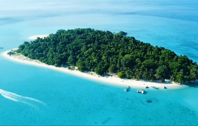 Objek Wisata Pulau Derawan yang Banyak di Minati Turis